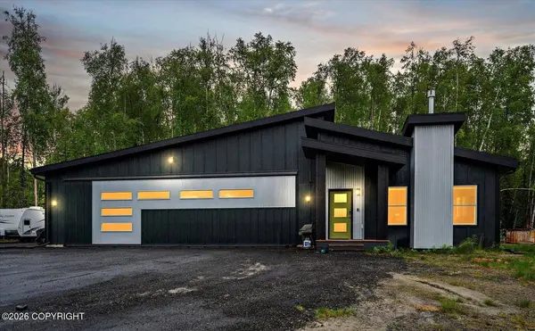 9904 W Aircraft CT, Wasilla, AK 99623