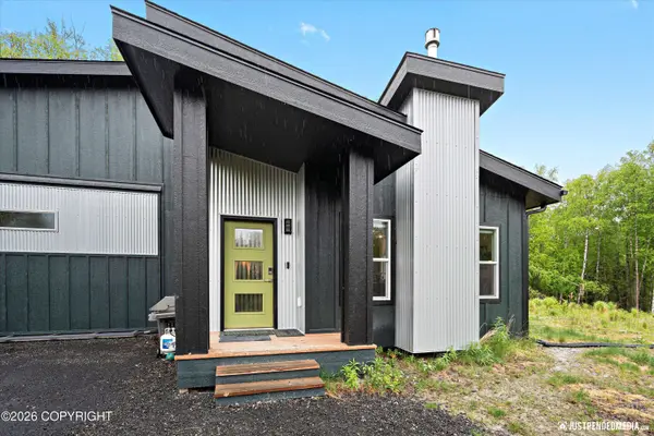 9904 W Aircraft CT, Wasilla, AK 99623