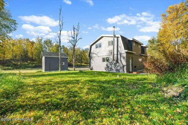 10100 E Tern DR, Palmer, AK 99645