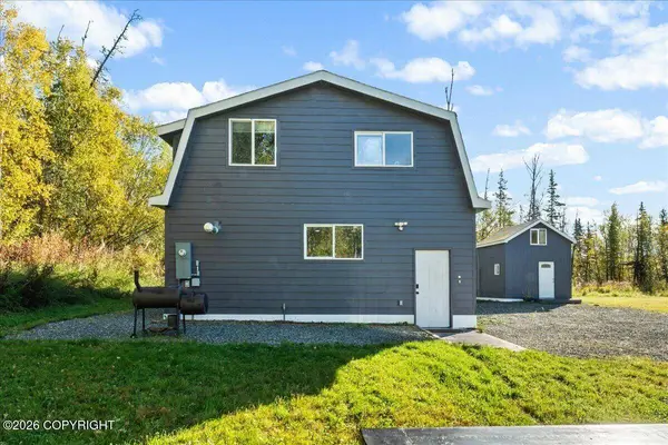 10100 E Tern DR, Palmer, AK 99645