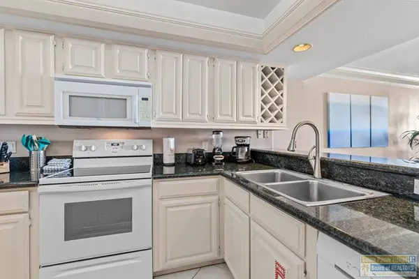 3000 Gulf Blvd., South Padre Island, TX 78597