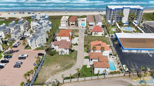 105 Villa Doce Dr., South Padre Island, TX 78597