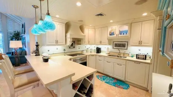 429 Padre BLVD #32, South Padre Island, TX 78597