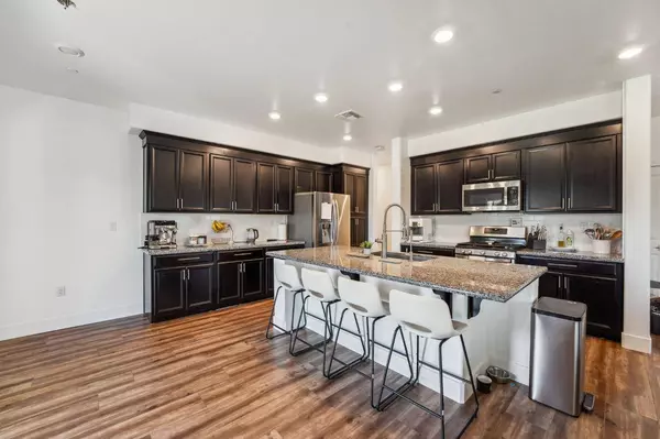 2074 Abbeylane WAY, Olivehurst, CA 95961