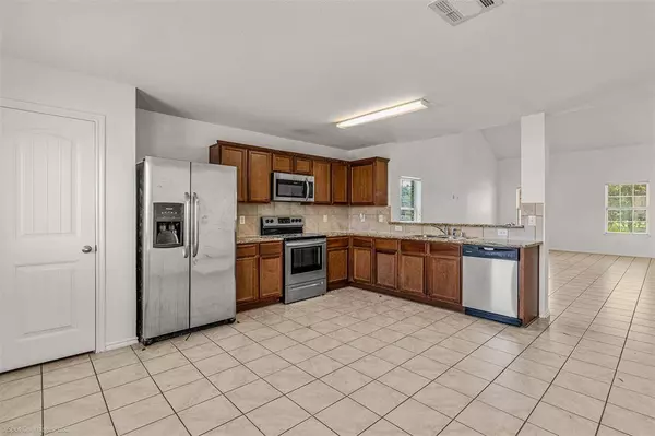 2000 Grimes Drive, Forney, TX 75126