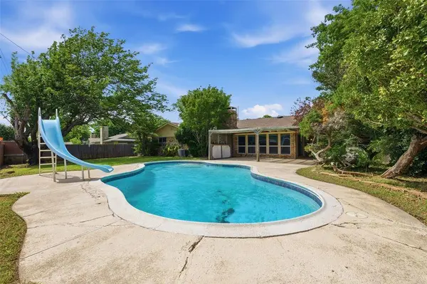 1622 Wendy Way, Richardson, TX 75081