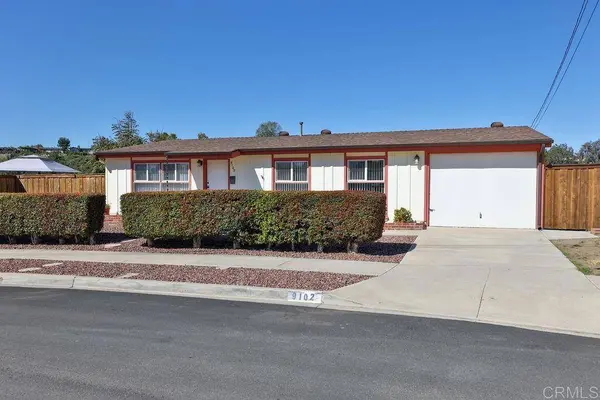 9102 Huntington Ave., San Diego, CA 92123