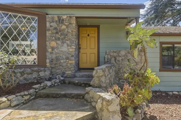 10011 Fuerte Drive, La Mesa, CA 91941