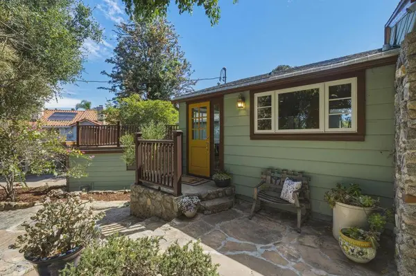 10011 Fuerte Drive, La Mesa, CA 91941