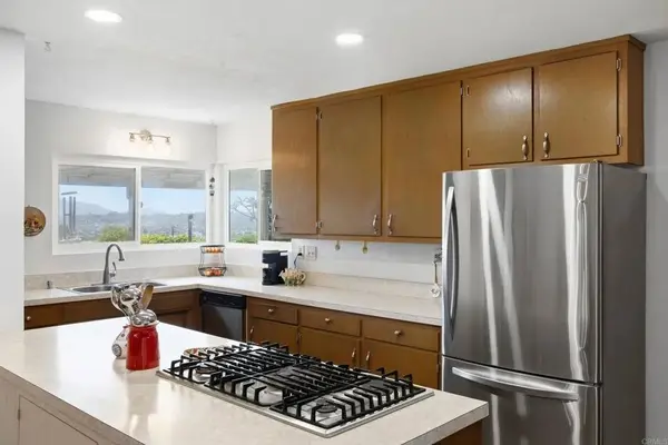 1573 Villa Crest Drive, El Cajon, CA 92021