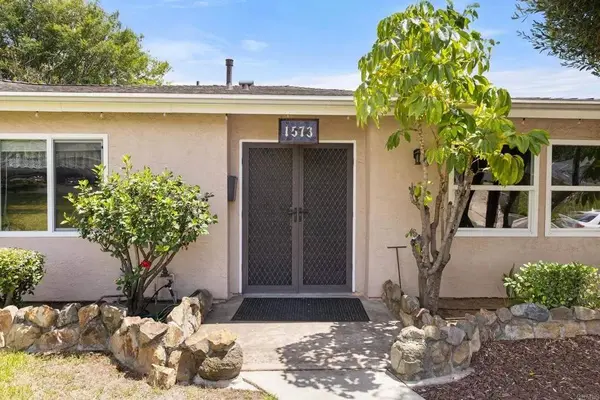 1573 Villa Crest Drive, El Cajon, CA 92021