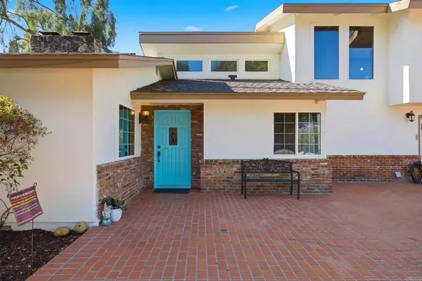 10510 Grandview Drive, La Mesa, CA 91941