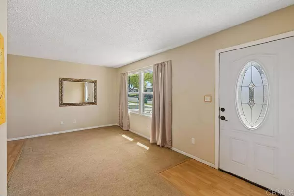 1507 Walbollen St, Spring Valley, CA 91977