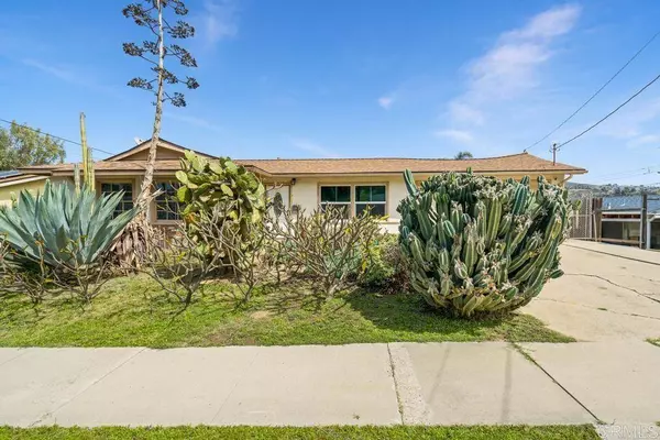 1507 Walbollen St, Spring Valley, CA 91977