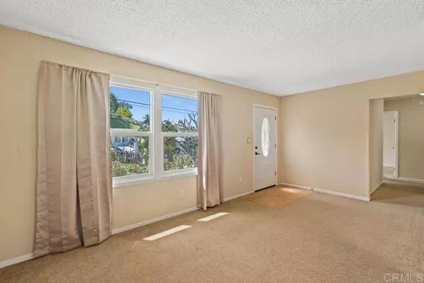 1507 Walbollen St, Spring Valley, CA 91977