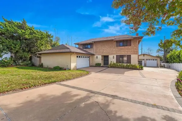 8211 Limon Ln, El Cajon, CA 92021