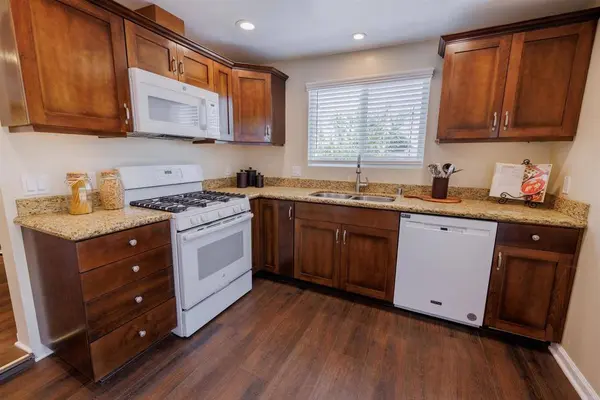 1512 E Madison AVE, El Cajon, CA 92019