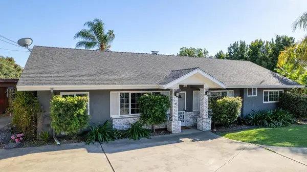 1078 Robertson DR, Escondido, CA 92025