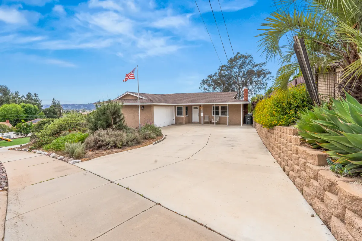 1488 Lily Ave, El Cajon, CA 92021-3531