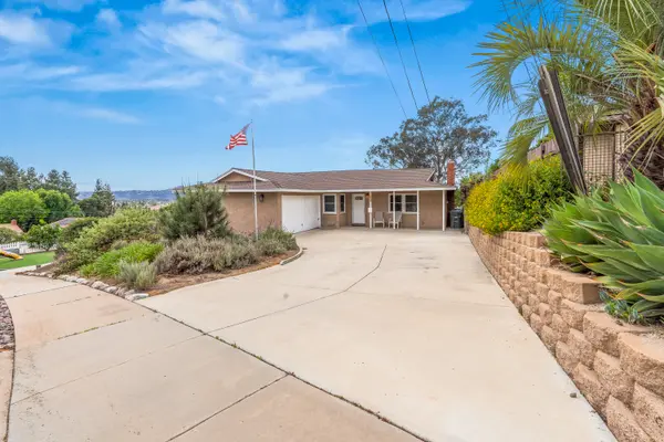 1488 Lily Ave, El Cajon, CA 92021-3531