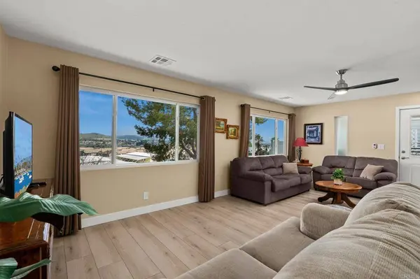 7467 Mission Gorge #104, Santee, CA 92071