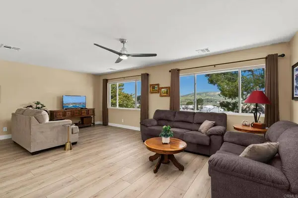 7467 Mission Gorge #104, Santee, CA 92071