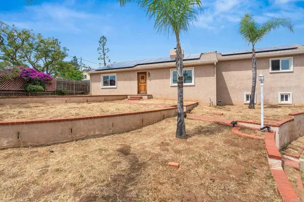 1251 La Cresta BLVD, El Cajon, CA 92021