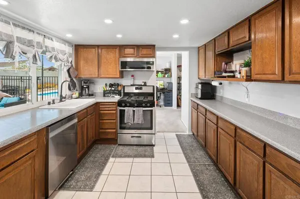 7220 Stratus CT, San Diego, CA 92120