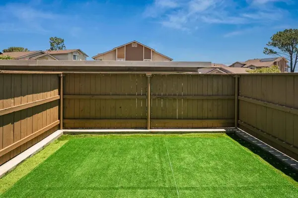 6889 Panamint ROW #2, San Diego, CA 92139