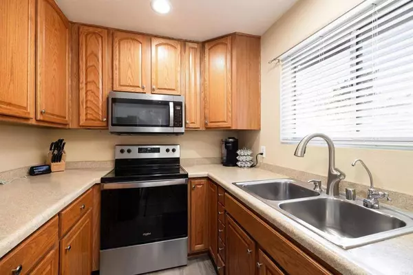 318 Graves CT, El Cajon, CA 92021