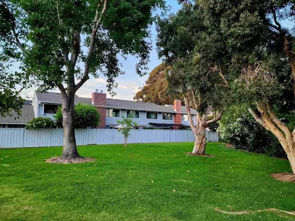 8037 Caminito Mallorca, La Jolla, CA 92037