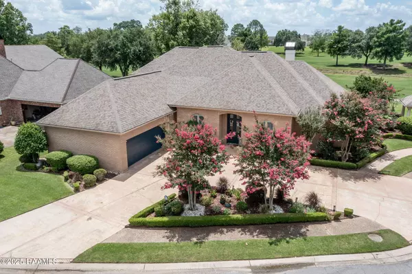 102 Capilano LN, Broussard, LA 70518