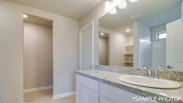 629 Griffiths CT, Breaux Bridge, LA 70517