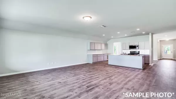 627 Griffiths CT, Breaux Bridge, LA 70517