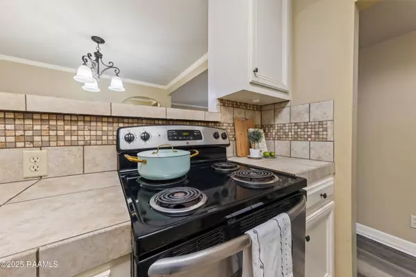 220 Doucet RD #224 C, Lafayette, LA 70503