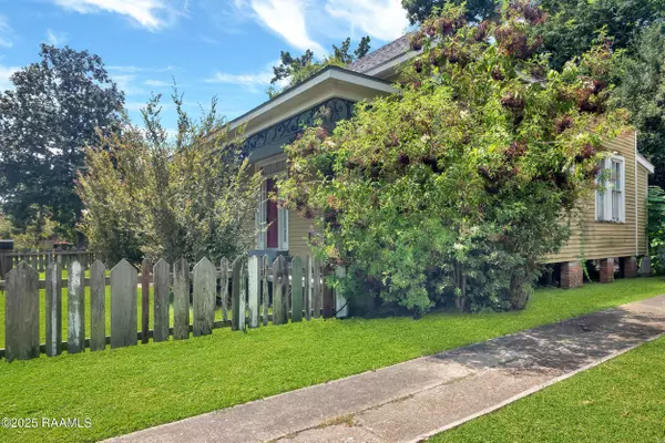 321 Elizabeth AVE, Lafayette, LA 70501