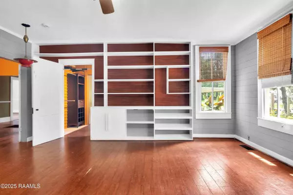 321 Elizabeth AVE, Lafayette, LA 70501