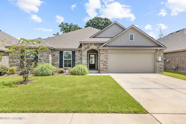 223 S Lakepointe DR, Lafayette, LA 70506