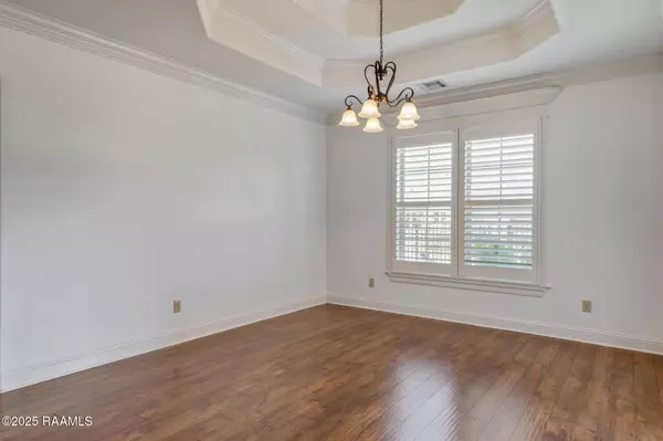 112 Woodhaven RD, Youngsville, LA 70592