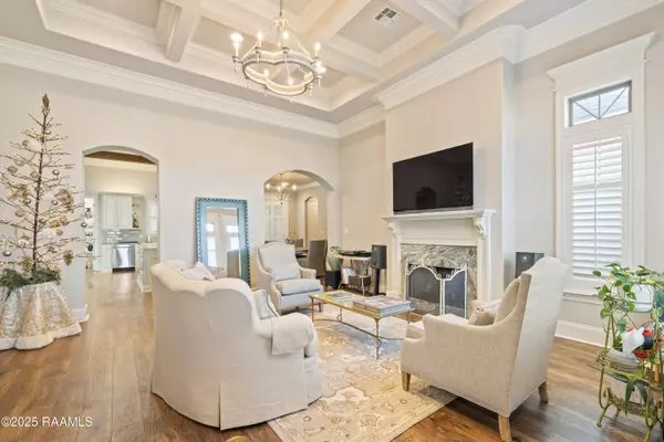 307 Barkhill DR, Lafayette, LA 70508