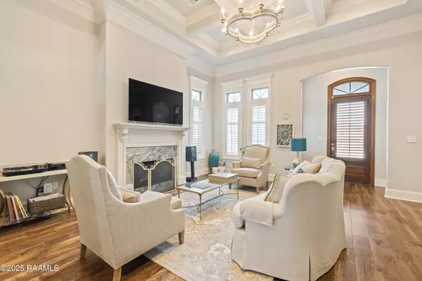 307 Barkhill DR, Lafayette, LA 70508