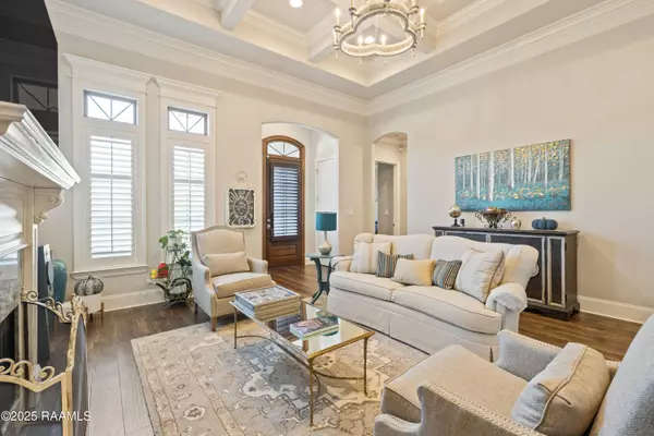 307 Barkhill DR, Lafayette, LA 70508