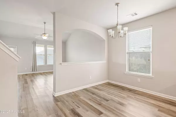 524 Cautillion DR, Youngsville, LA 70592