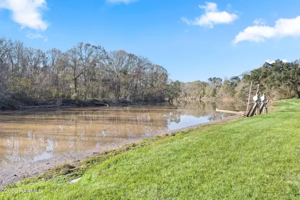 6121 Homer RD, Maurice, LA 70555