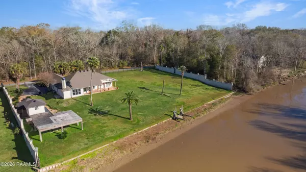 6121 Homer RD, Maurice, LA 70555