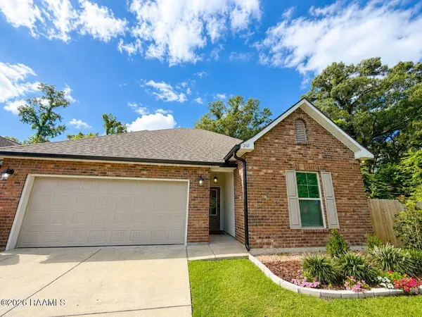 207 Muscadine LN, Lafayette, LA 70508