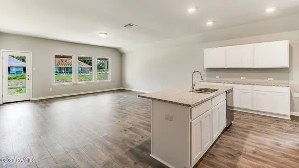 655 Griffiths CT, Breaux Bridge, LA 70517