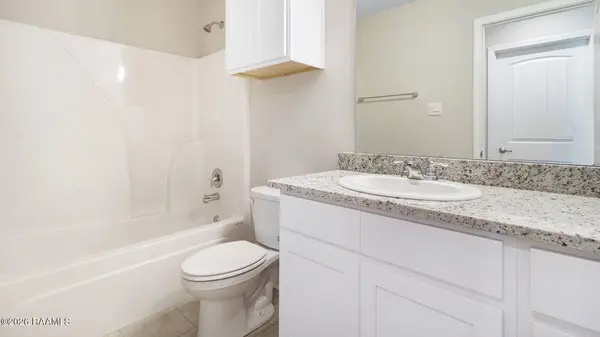 656 Griffiths CT, Breaux Bridge, LA 70517