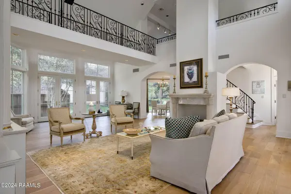 110 Mill Valley RUN, Lafayette, LA 70508