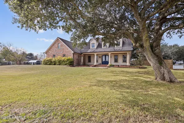 214 N RD, Erath, LA 70533